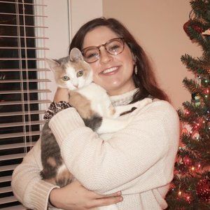 Meet your Posher, Becca